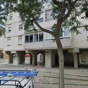 Cesión de remate de vivienda en San Fernando, Piso en AV DUQUE DE ARCOS,4 Esc:1 Pl:5 Pt:0B San Fernando (Cádiz), en San Fernando (Cádiz) – 145.000€