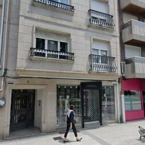 Subasta vivienda en Vilagarcía de Arousa, Calle Arzobispo Gelmírez, Nº6, Bloque 2, 4ºB – 87.150€