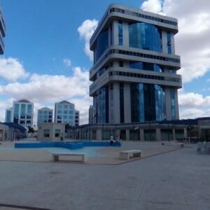Subasta local comercial en Sevilla, calle Astronomía, 1 escalera 1, planta 7 puerta 1, Torneo Parque Empresarial – 93.975€