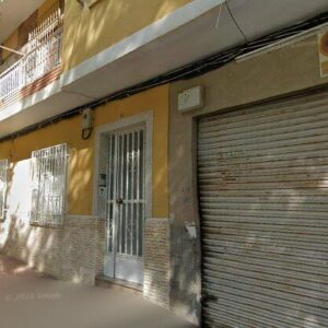 Subasta local comercial en Alcantarilla, plaza Campoamor, 12 – 39.192€