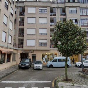 Subasta solar en Cabañaquinta, Av. Constitución, 46-48, planta baja – 55.791€
