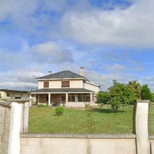 Subasta vivienda en Outeiro de Rei, LG PENELAS – ROBRA 99 (D) POLIGONO 76 PARCELA 108 0010064 – 65 00PH17A. ROZA – 46.362€