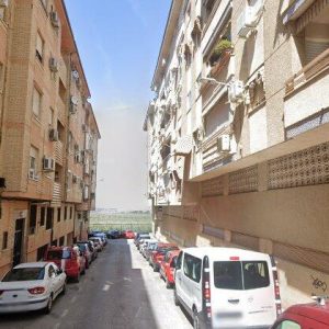 Subasta garaje en Jaén, C/ PORCUNA , S/N – 16.800€